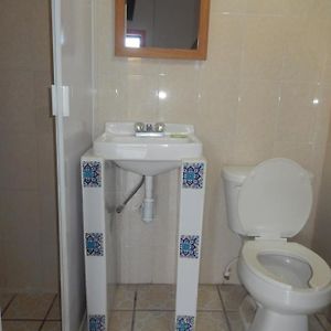 Habitación con 2 Camas Individuales